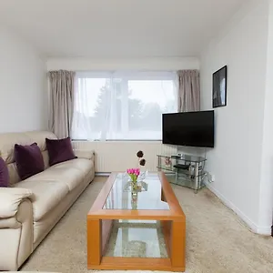 Guestready - Spacious 2br Flat In Peaceful Apartment